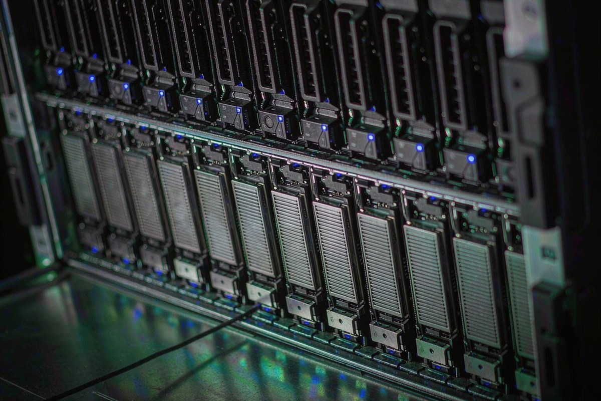 HPE ProLiant Compute DL394 Gen12 server